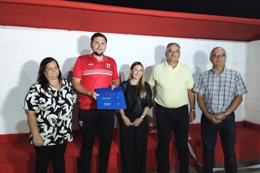 Calvo compartió la inauguración de obras en el Club Atlético Talleres de María Juana