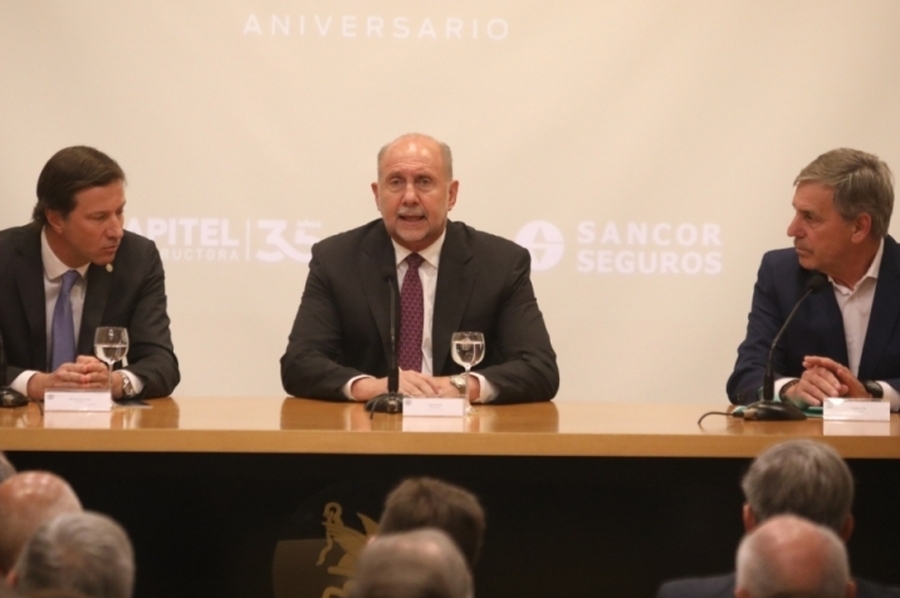 Perotti participó del 139° aniversario de la Bolsa de Comercio de Santa Fe