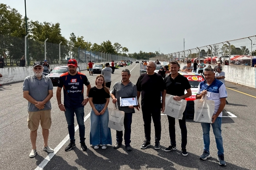 Calvo acompañó a las categorías TZ que abrieron su calendario en el autódromo de Rafaela