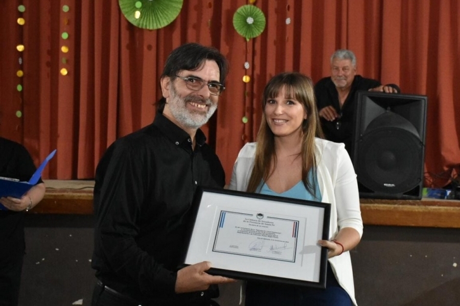El Senador Pirola junto a Alejandra Van Strate acompañan múltiples realizaciones