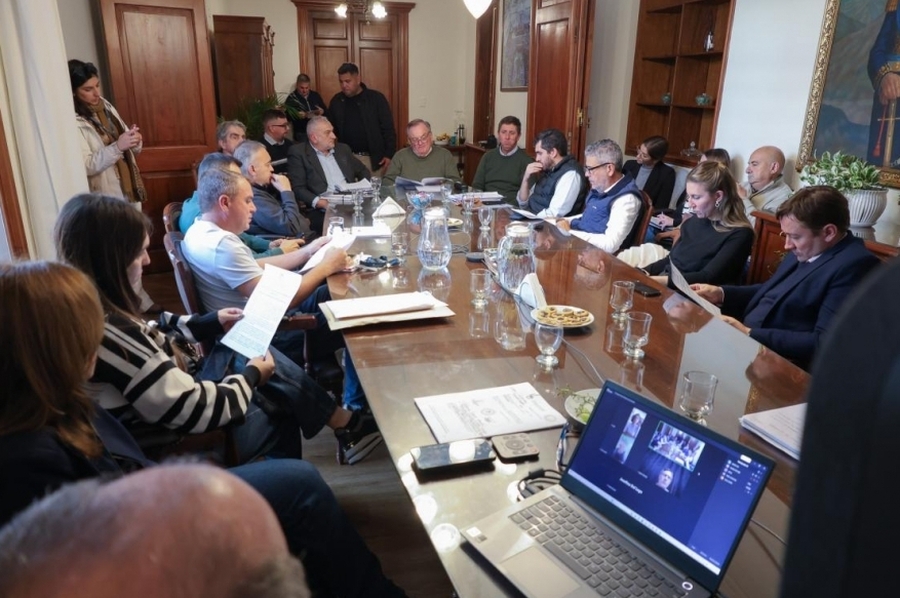 Senadores analizaron el proyecto de Caminos Productivos y Rurales
