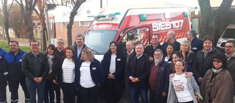 Autoridades Provinciales entregaron una ambulancia 0 km totalmente equipada para el Samco de San Guillermo