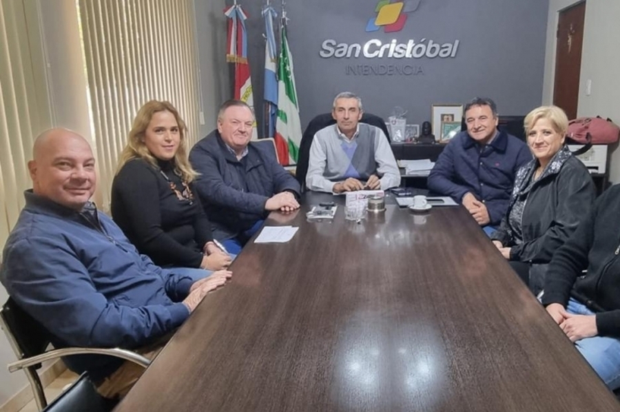 Michlig visitó las localidades de San Cristóbal, Las Avispas, La Lucila y Ñanducita