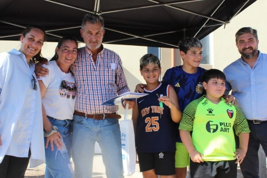 Entregaron 18 nuevas viviendas en barrio Acería de Santa Fe