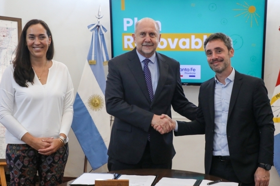 Plan Renovable 2: Perotti firmó un convenio para incorporar energías renovables en empresas, industrias y usuarios particulares
