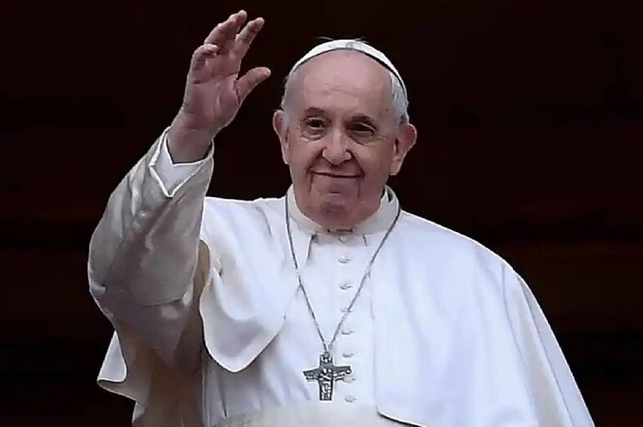 Francisco: 'Comprometernos a testimoniar a Dios-amor, creando comunión en su nombre'