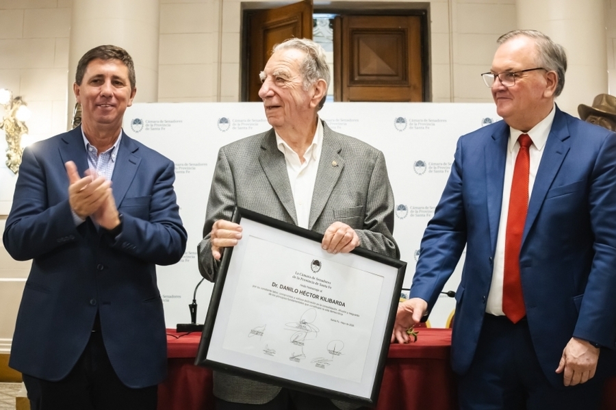 Homenaje del Senado a Danilo Kilibarda por su legado democrático