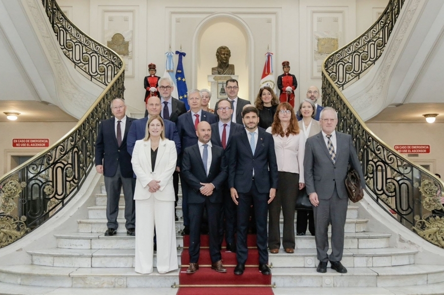 Pullaro: “Queremos ser la primera provincia exportadora de la Argentina”