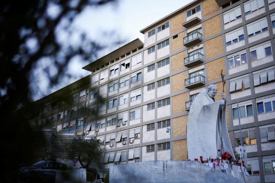 El Papa pasó otra noche de descanso en el Hospital Gemelli