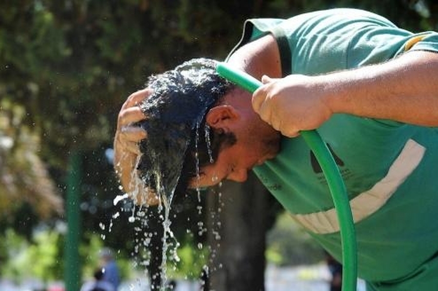 Pronostican un miércoles insoportable con 42º: qué se espera para el fin de semana extra largo