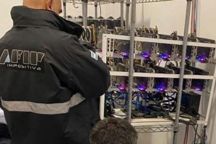 Detectaron una granja de criptomonedas clandestina en Esperanza