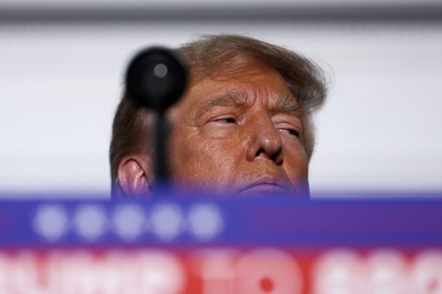 Trump tildó de 