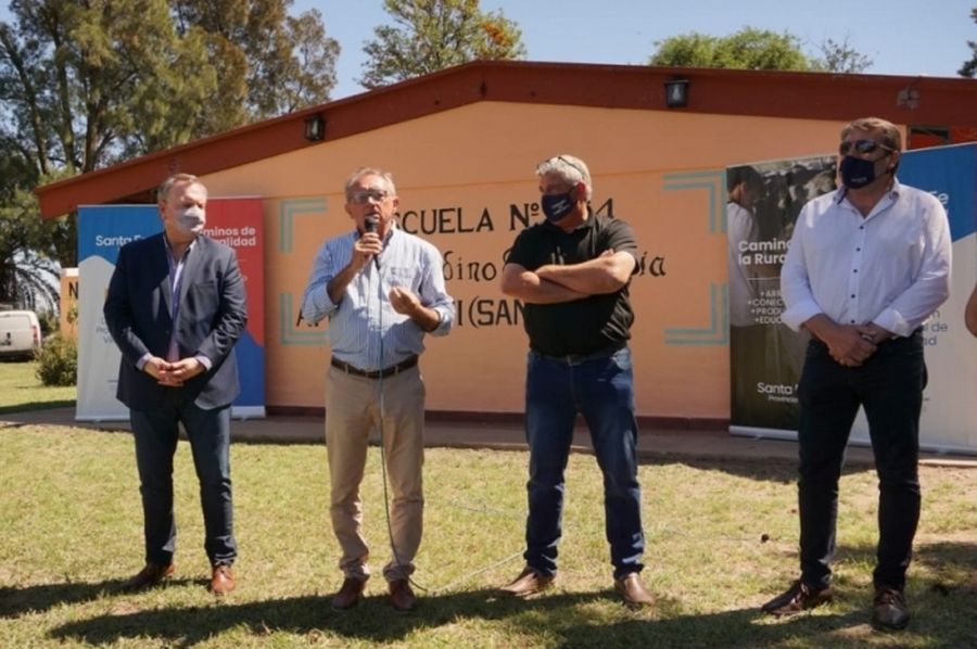 La Provincia aportó 13,5 millones de pesos para construir una sala de extracción de miel en Ambrosetti