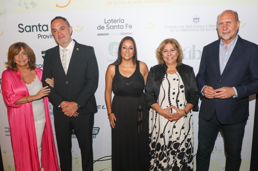 Perotti participó de la cena de gala de la Fundación “Mateo Esquivo” en la ciudad de Santa Fe
