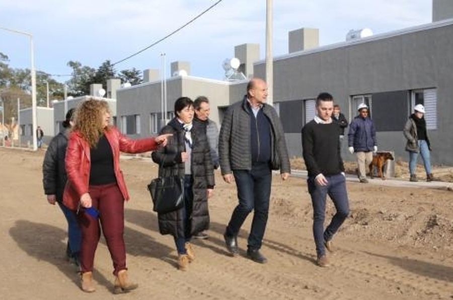 La gestión Perotti construye más de 13.000 viviendas en todo el territorio provincial
