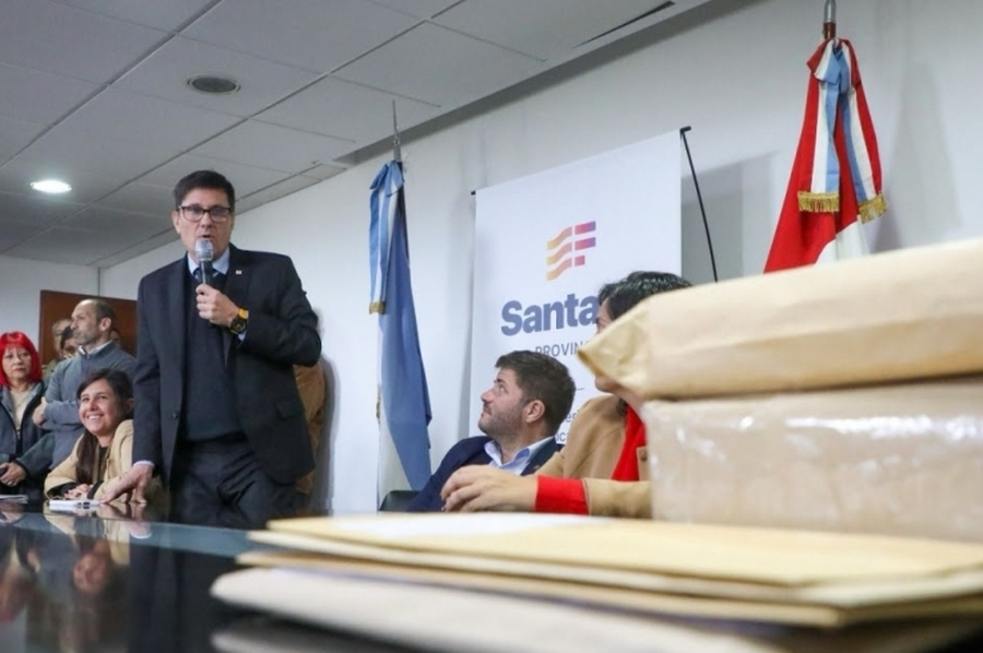 Avanza el Programa 1000 Aulas con licitaciones para escuelas de Santa Fe y Santo Tomé