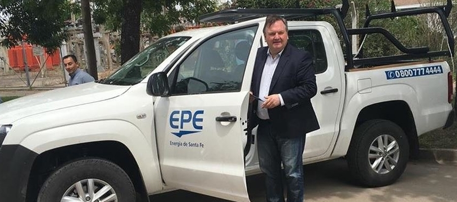 Entregará la EPE camionetas a localidades del Dpto. San Cristóbal