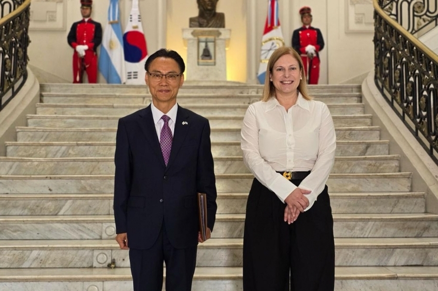 Scaglia recibió al embajador de Corea del Sur