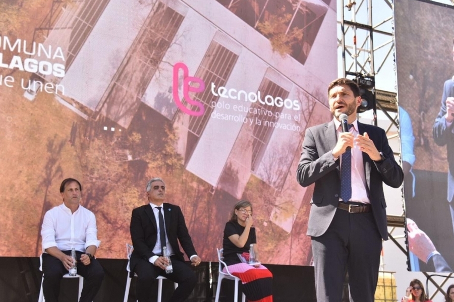 Pullaro: “La educación es el instrumento para salir adelante y construir un futuro mejor”
