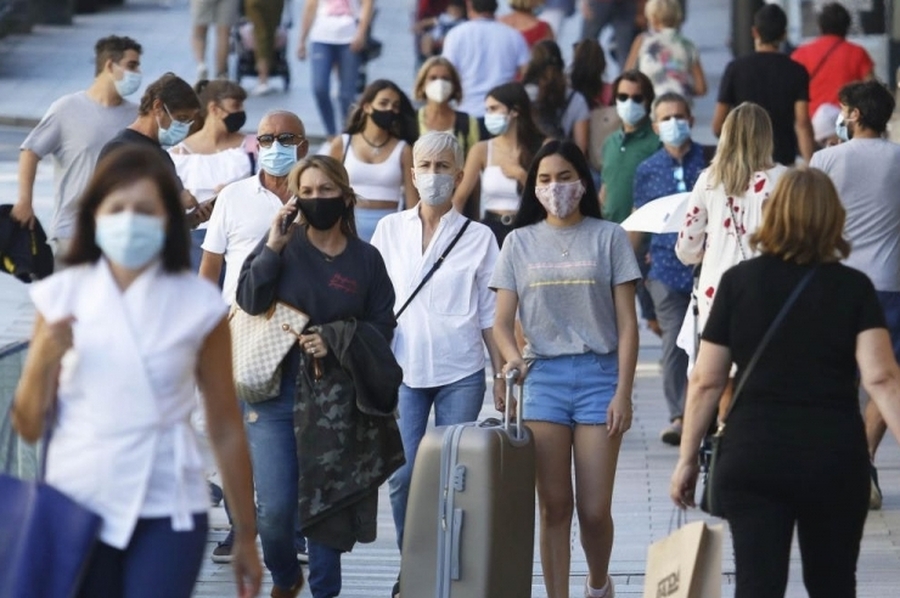 Récord histórico en el país: se registraron 42.032 nuevos contagios de coronavirus