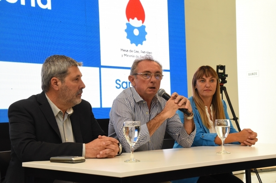 El ministro Costamagna encabezó un nuevo encuentro de la Mesa de Gas, Petróleo y Minería de la provincia