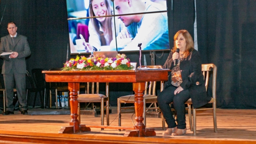 La ministra Cantero participó del l Congreso Provincial de Educación de Gestión Privada