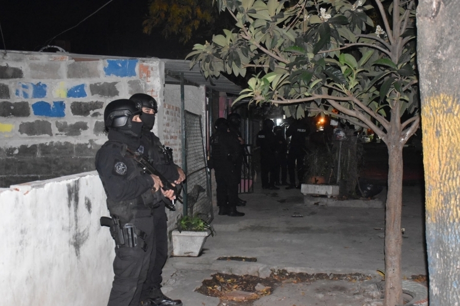 En 6 meses, la PDI realizó 2.141 allanamientos, detuvo 2.286 personas y secuestró 230 armas