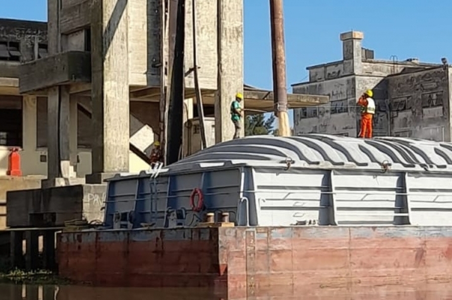 Primer embarque desde el puerto santafesino: La provincia despachó unas 6200 toneladas de maíz partido con destino a Uruguay