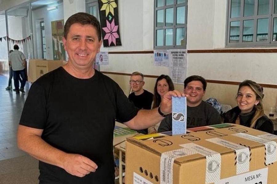 Rubén Pirola ganó la elección de Senador por Las Colonias