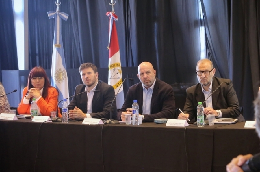 Arena y Corach participaron de una reunión de la Comisión de Libertad de Expresión de Diputados de la Nación