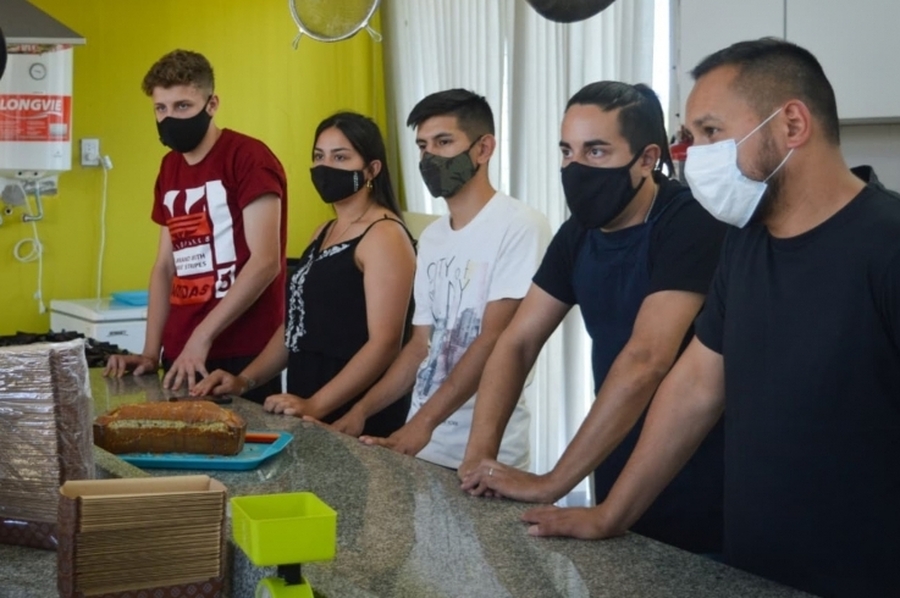 Santa Fe Más: promueven espacios socio productivos con jóvenes emprendedores