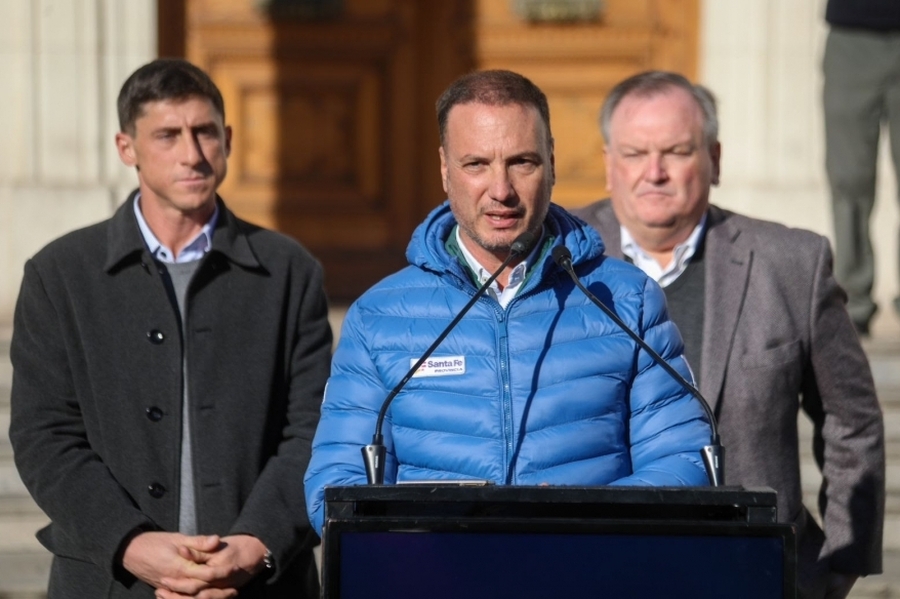 Carretero paralelo: Provincia firmó un convenio para avanzar con los estudios para construir el nuevo puente