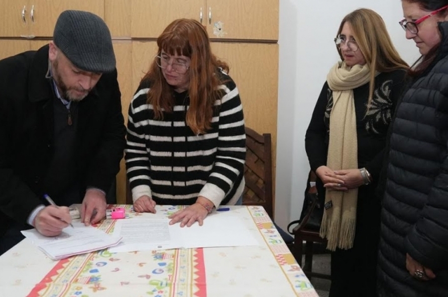 Provincia inauguró la primera casa de alojamiento para jóvenes sin cuidados parentales en la ciudad de Santa Fe