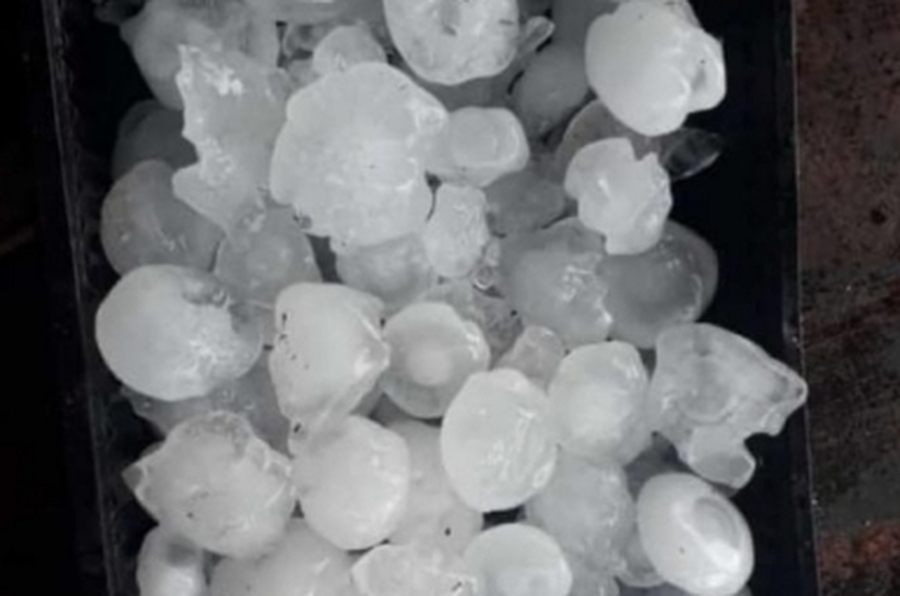 Cayó granizo de la forma de una pelota de tenis en Helvecia