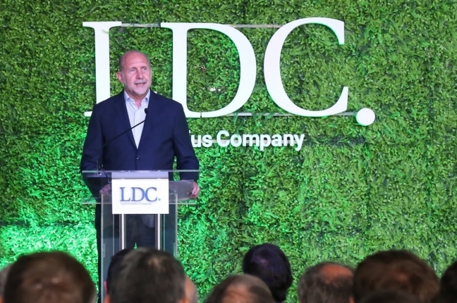 Perotti participó del 30° aniversario del Complejo Agroindustrial General Lagos-Dreyfus
