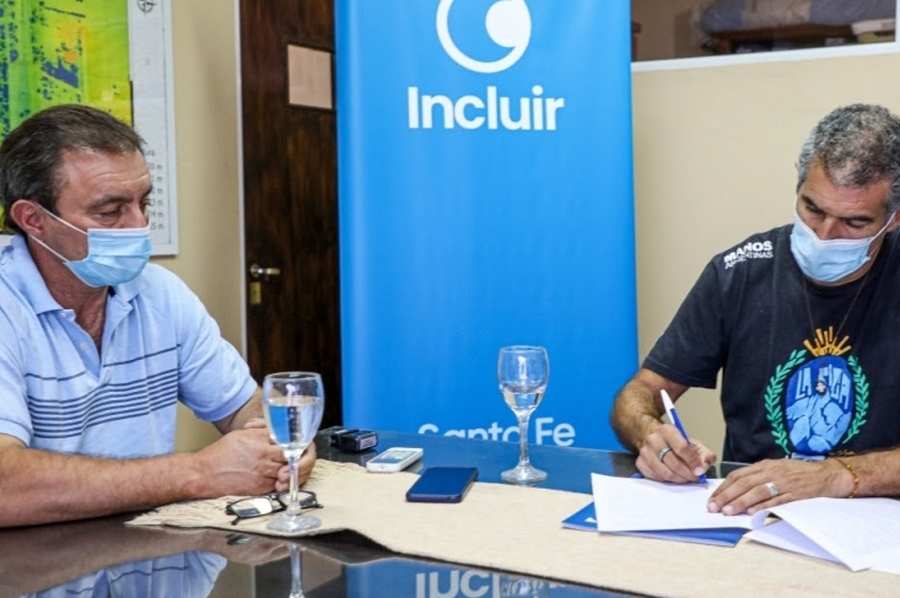 Plan Incluir: La provincia firmó convenios para realizar obras en Candioti, Franck y San Jerónimo Sud