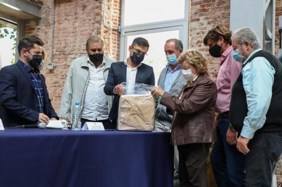 La provincia licitó la obra del Gasoducto Metropolitano, que beneficiará a unas 100 mil familias de la región