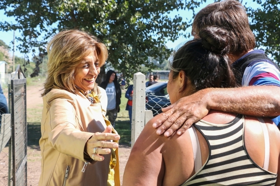 La provincia avanza con 160 nuevas conexiones de agua potable en tres barrios del oeste de la capital provincial