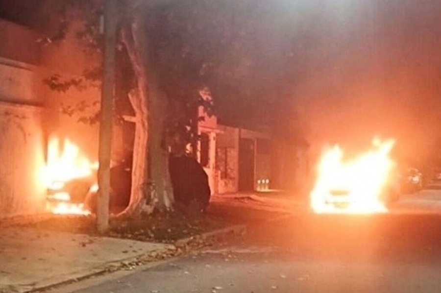 Rosario: tres personas a disposición de la Justicia por ataques incendiarios contra vehículos