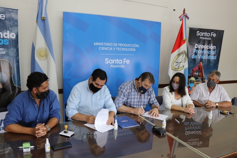 Caminos de la Ruralidad: Se firmaron convenios para la realización de nuevas obras en cuatro localidades