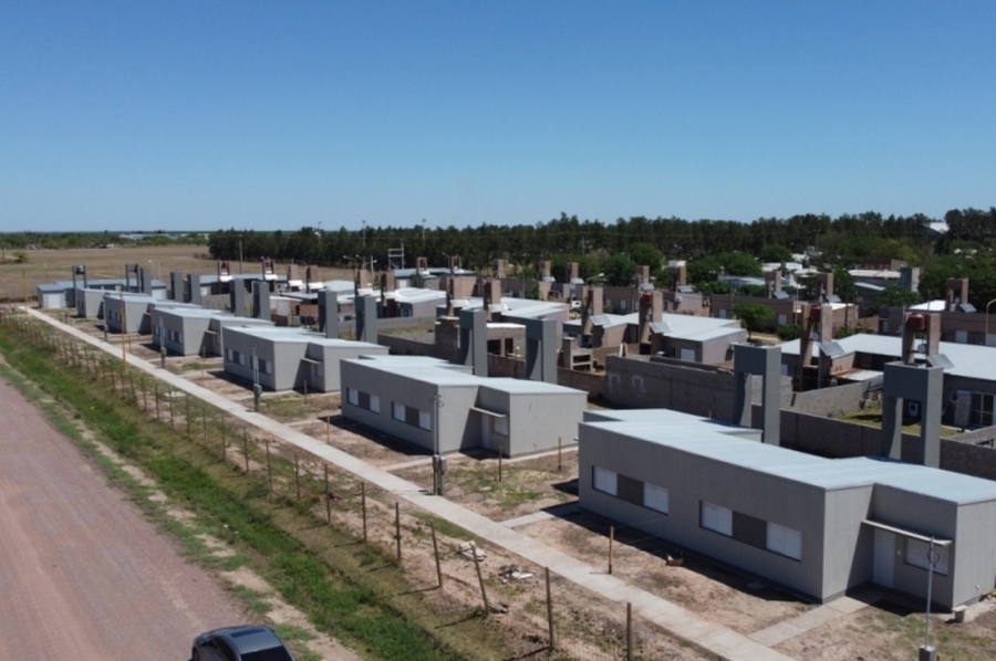 La provincia sorteó 45 viviendas para familias de Tostado