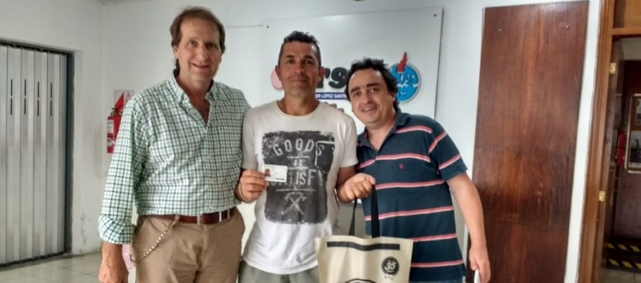 María Inés Cisterna de Santa Rosa de Calchines también escucha y gana con 