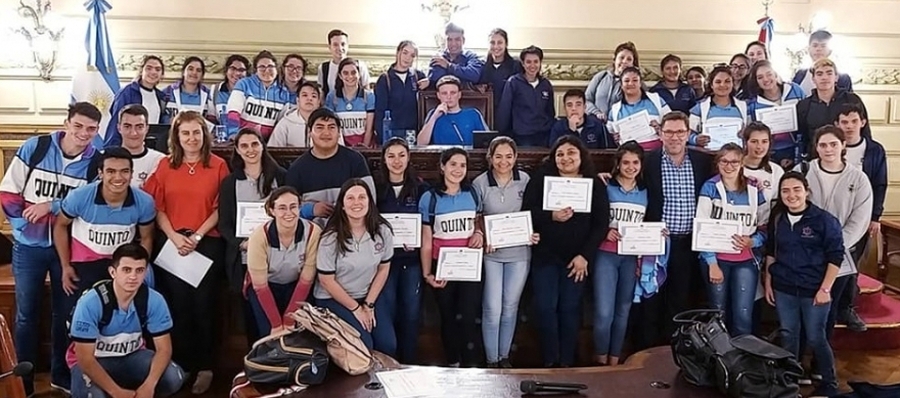 Alumnos de Marcelino Escalada en la Cámara Alta
