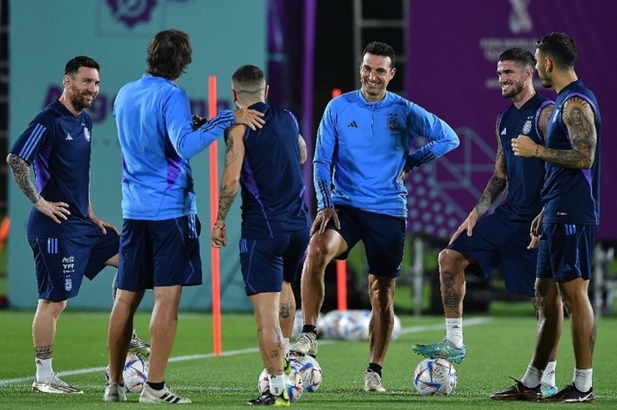 El seleccionado entrena enfocado en Di María y en maximizar el tiempo de recuperación