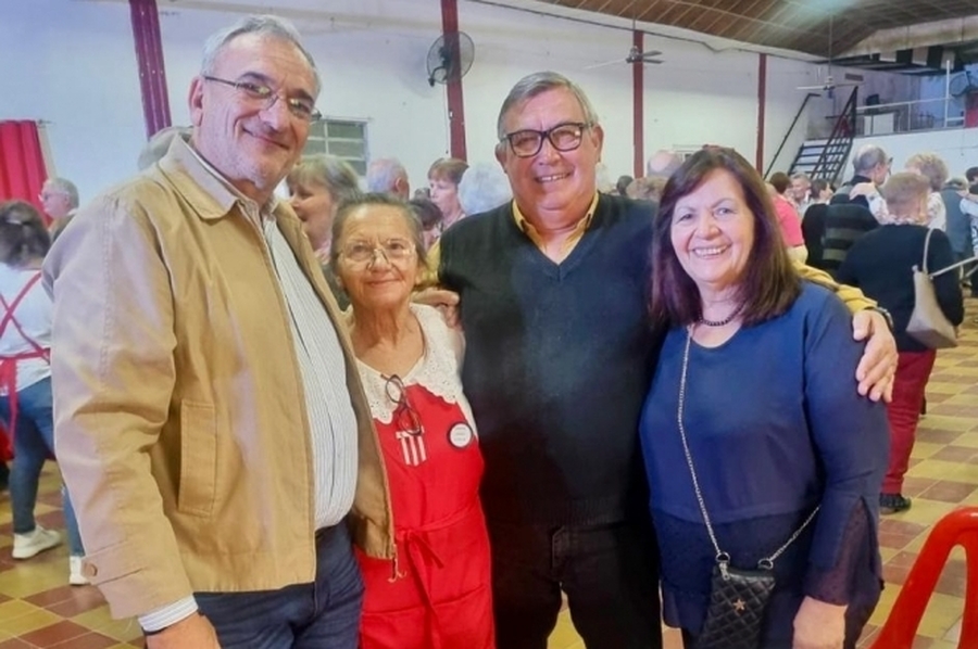 Calvo participó del almuerzo realizado por el centro de jubilados y pensionados de Plaza Clucellas