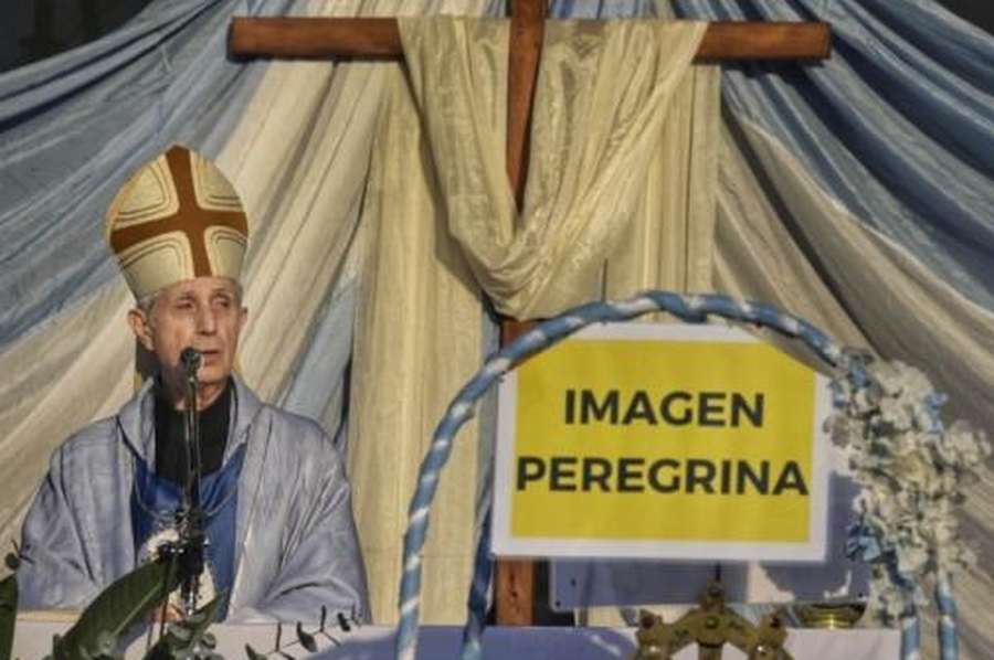 El cardenal Mario Poli pidió 