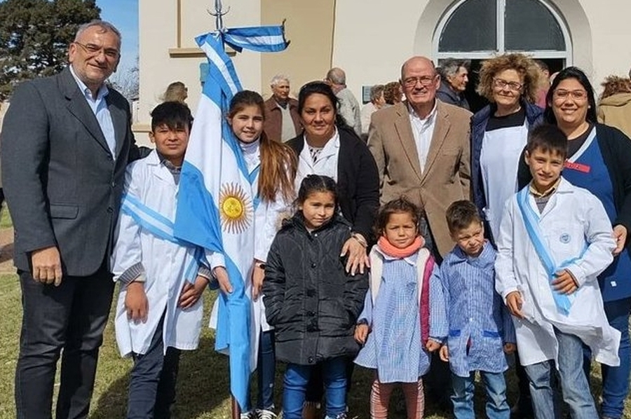 Calvo acompañó los festejos patronales de Josefina y Colonia Iturraspe