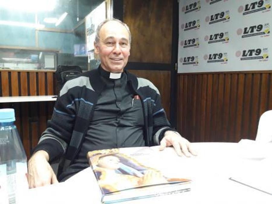 Padre Panigo por LT9: 