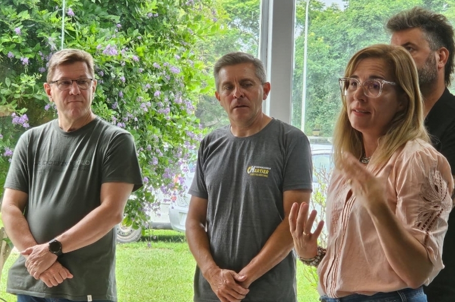 Borla entregó certificados de operarios apícolas en San Justo