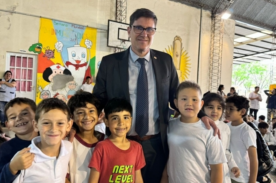Educación: entregan más de $ 40 millones a escuelas del departamento San Justo